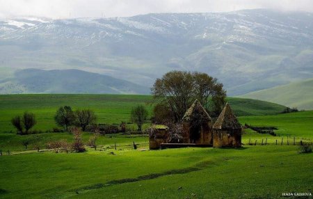 A. Düma Şamaxı haqqında yazır...