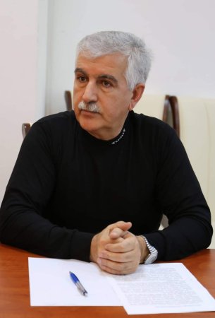 Mahir N. Qarayevdən iki şeir