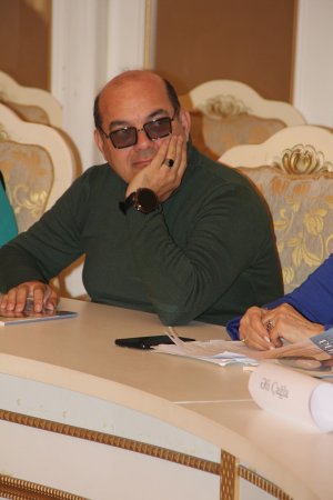 Kənan Hacı - Şeir ölür... Şeir dirilir...